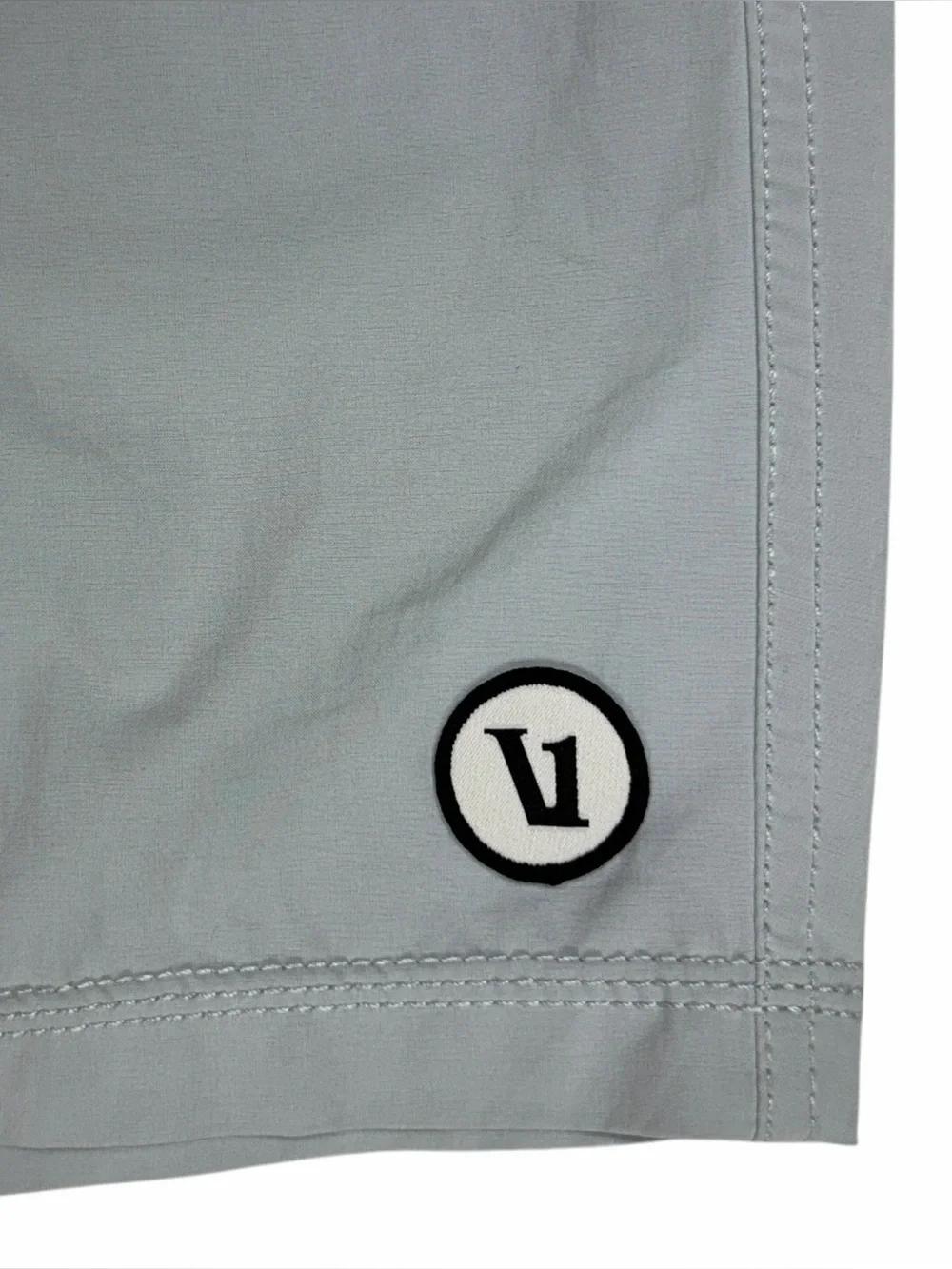 Vuori Kore Shorts Men Large Grey 7” Unlined Athletic Hybrid Performance Gym Swim